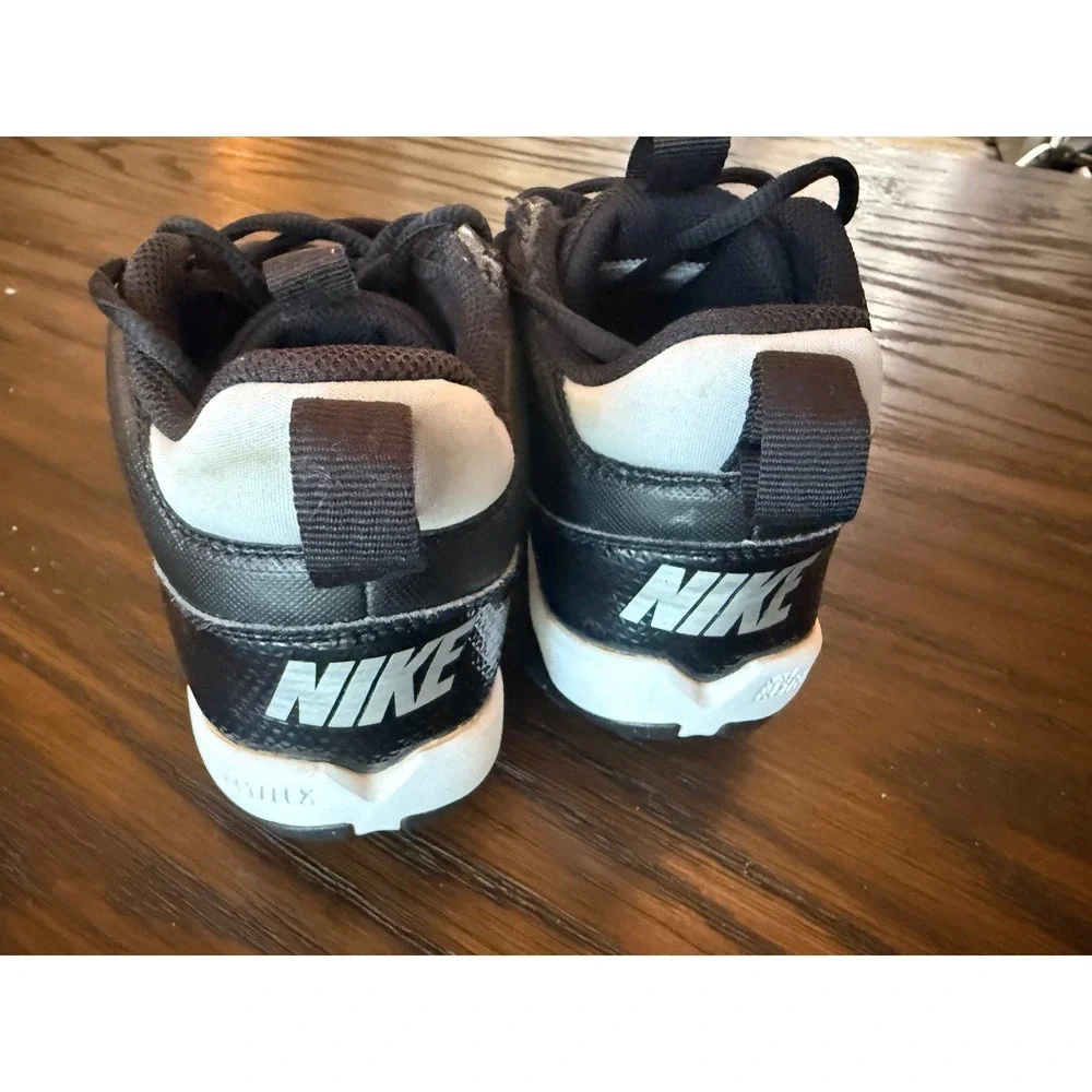 Nike size 5y
